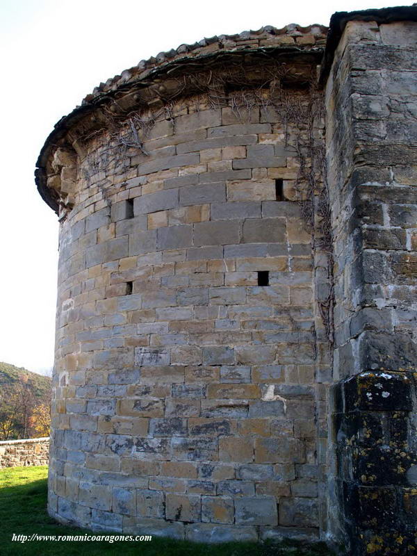 LADO NORTE DEL CILINDRO ABSIDIAL